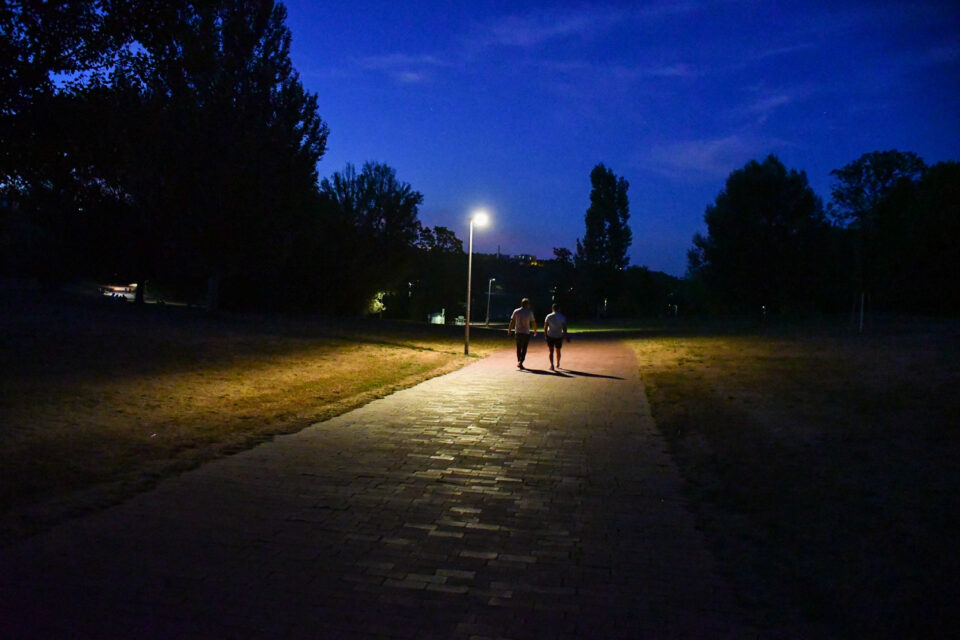 Braucht Es Am Max Eyth See Mehr Beleuchtung In Den Abendstunden