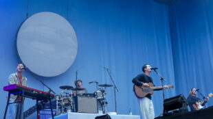 Die Indie-Pop-Band Provinz auf der Hauptbühne (Foto: STUGGI.TV)