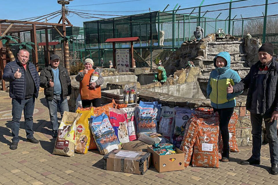 Tiere Im Krieg: Wilhelma Unterstützt Zoos In Ukraine Mit 28.000 Euro ...